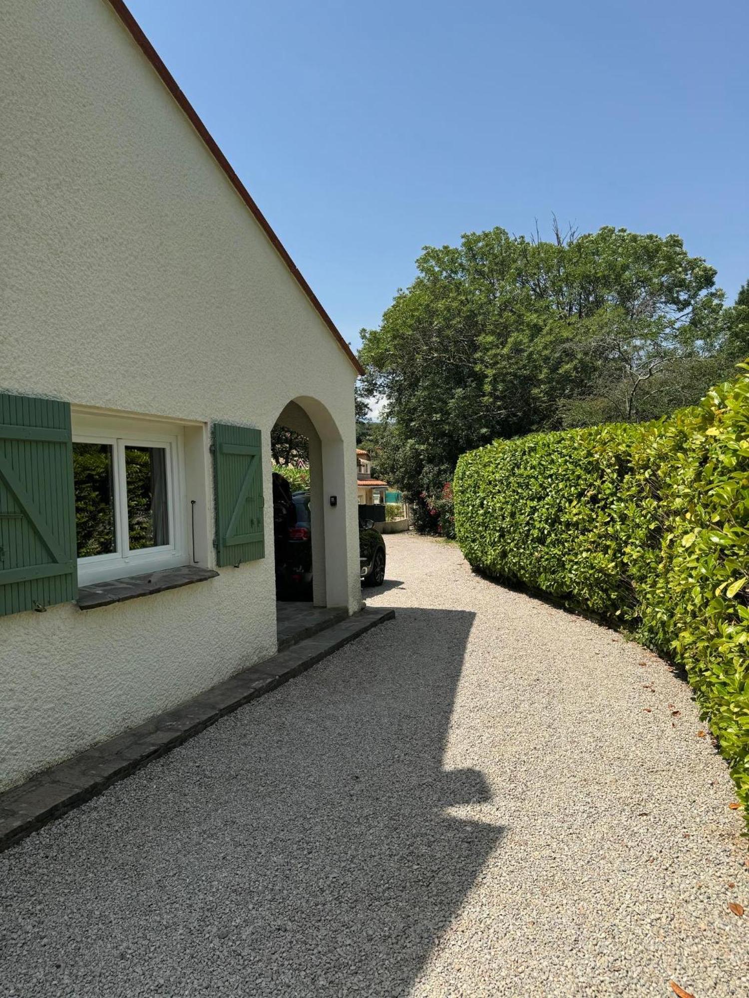 Maison Avec Piscine Chauffee Entre Mer Et Montagne Montauriol  Exterior foto